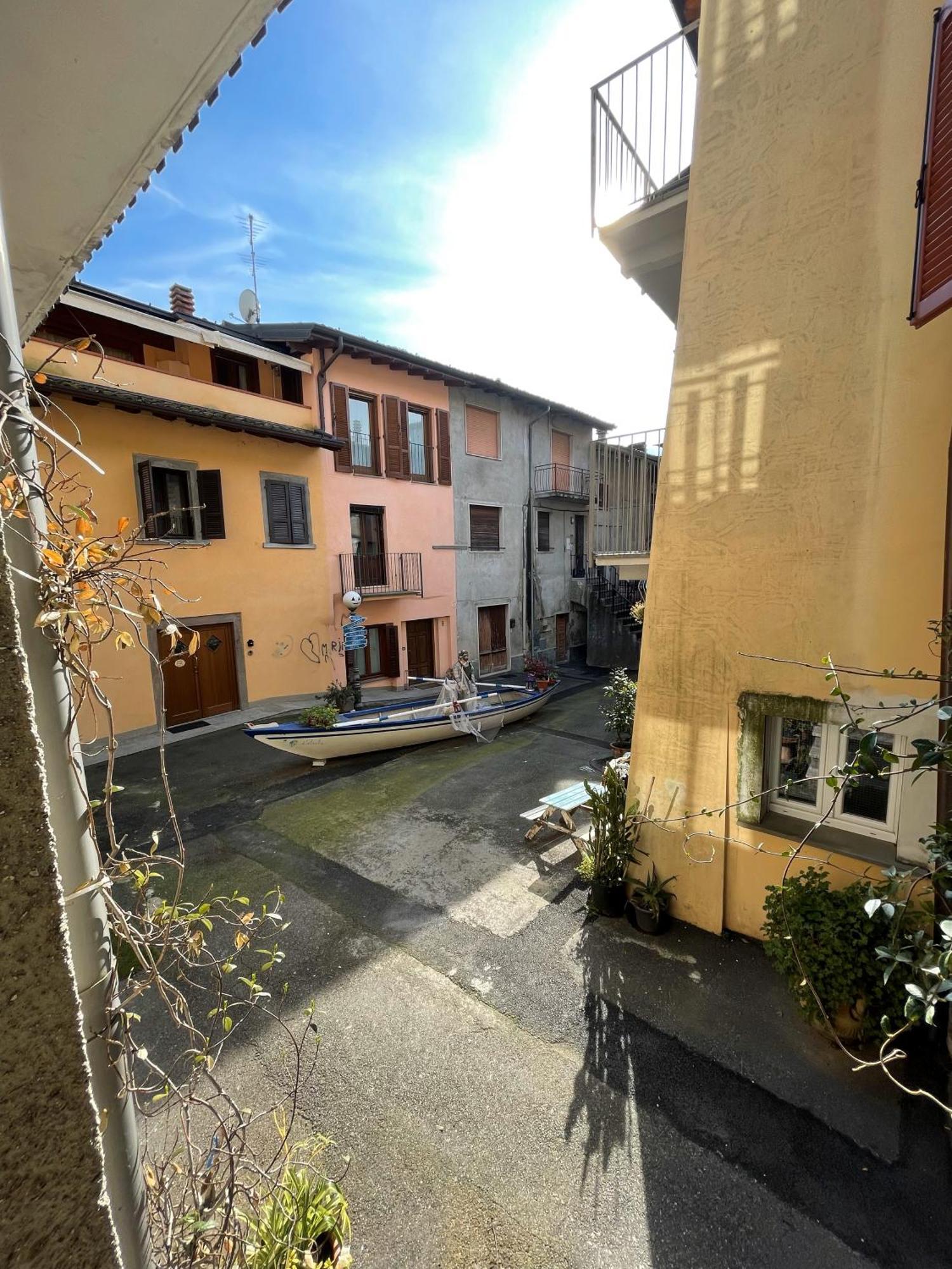 Casa Berlai, Bilocale Sul Lago Villa Pisogne Exterior foto